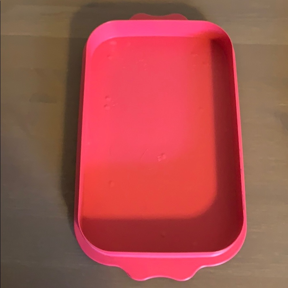 Tupperware Vintage Pink and White Jello Mold (Animal Shapes) - Picture 3 of 7